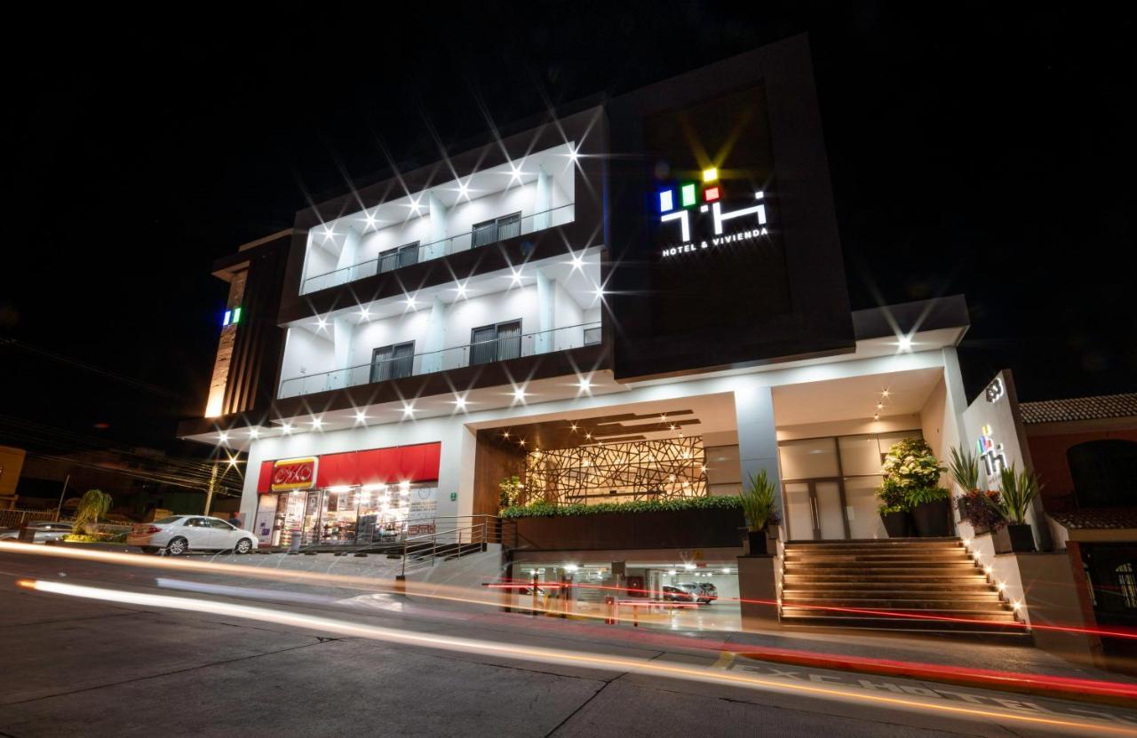 Th Hotel & Vivienda Tepatitlán Exterior foto